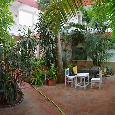 Daphne Hotel Mamallapuram Esterno foto