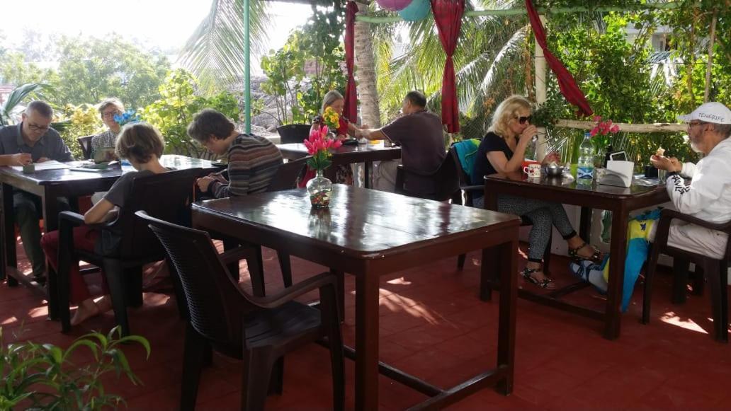 Daphne Hotel Mamallapuram Esterno foto