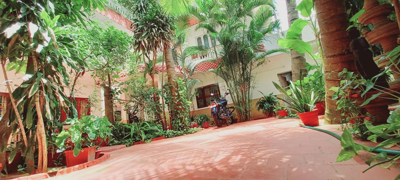 Daphne Hotel Mamallapuram Esterno foto
