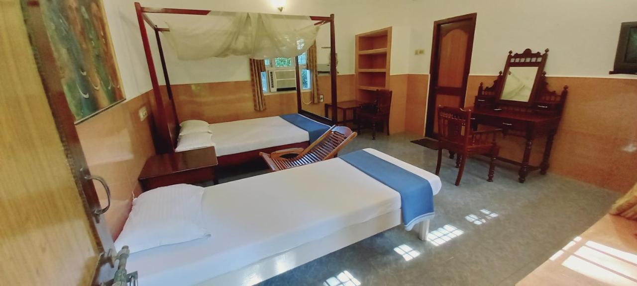 Daphne Hotel Mamallapuram Esterno foto