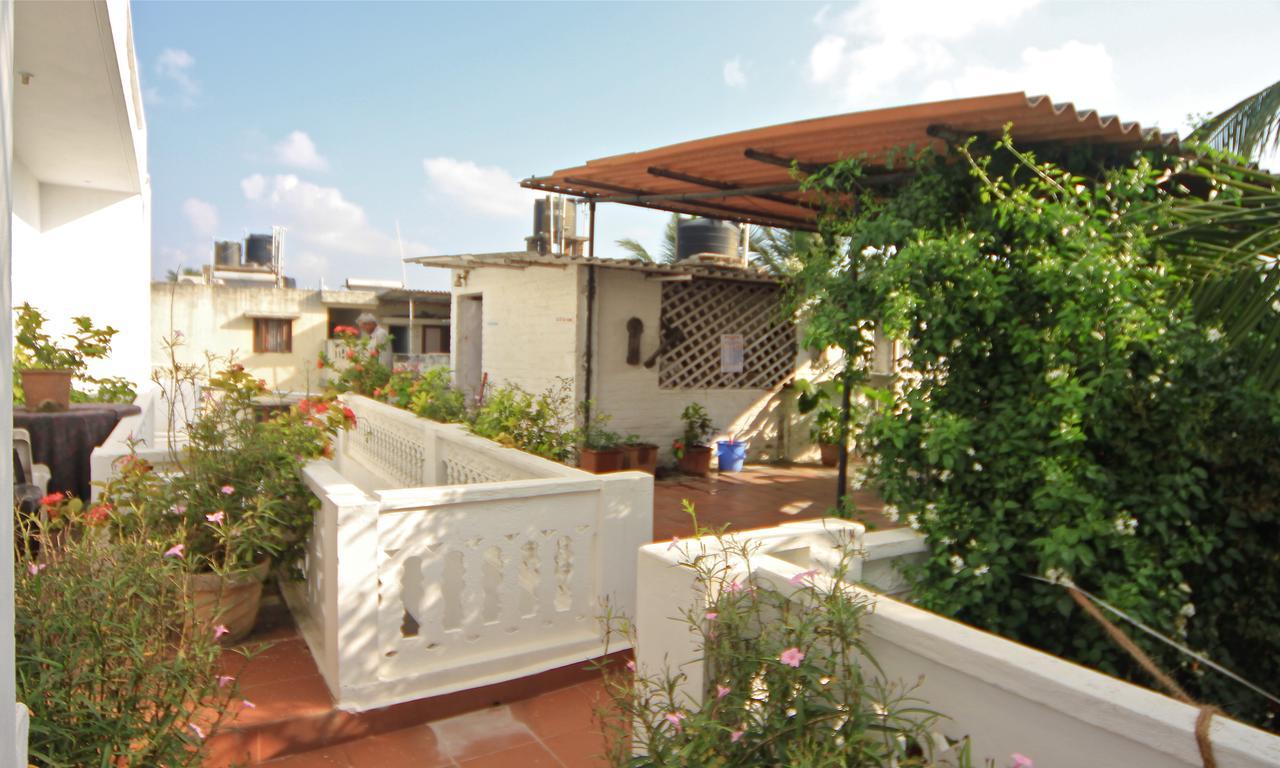 Daphne Hotel Mamallapuram Esterno foto