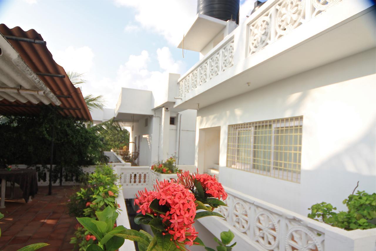 Daphne Hotel Mamallapuram Esterno foto